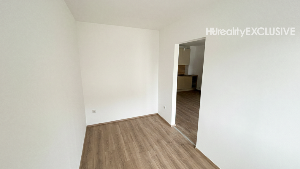 Prenájom, 1,5i byt s balkónom a s parkovacím miestom, Rajka