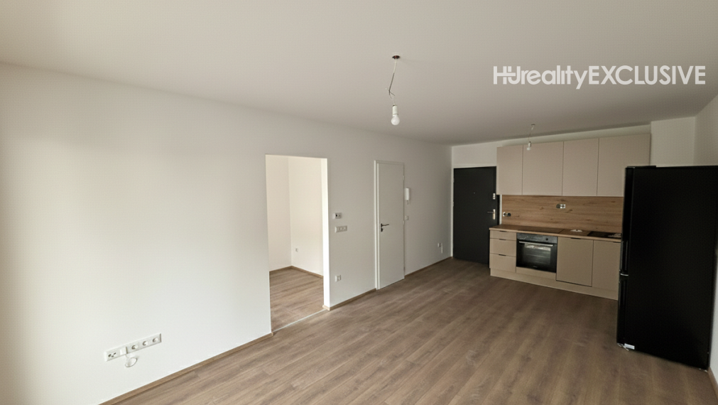 Prenájom, 1,5i byt s balkónom a s parkovacím miestom, Rajka