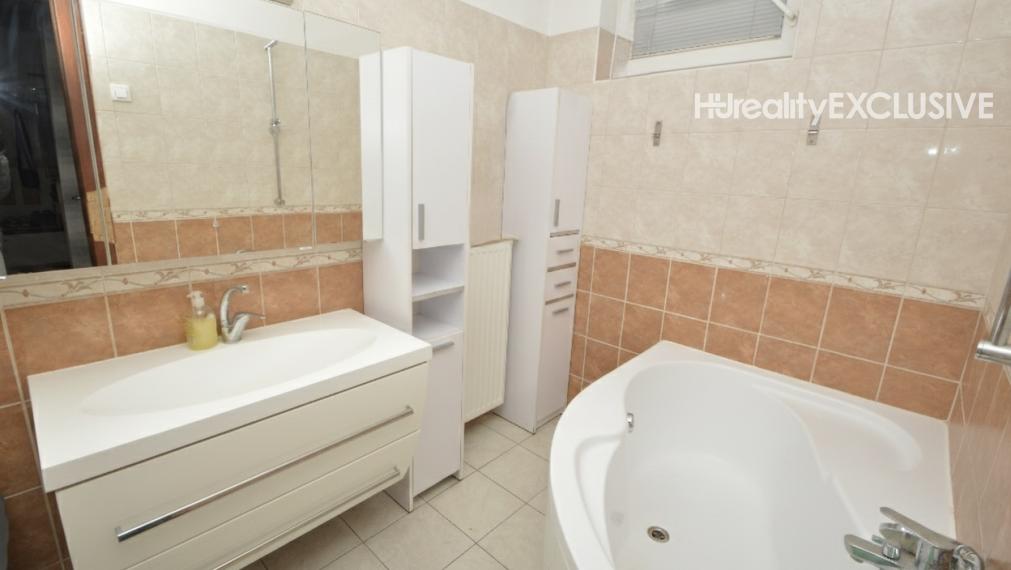 Predaj 5i rodinný dom, Hegyeshalom, 480 m2 pozemok