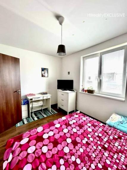 Predaj 4i rodinný dom v radovej zástavbe, pozemok 337 m2, Rajka