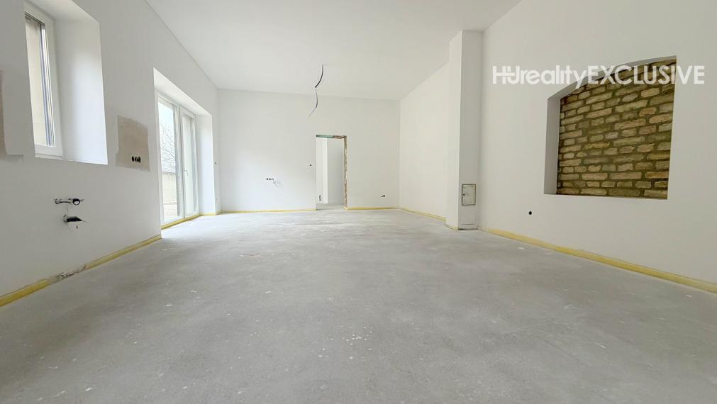 Predaj 4i rodinný dom 132 m2, pozemok 654 m2, pivnica, Levél