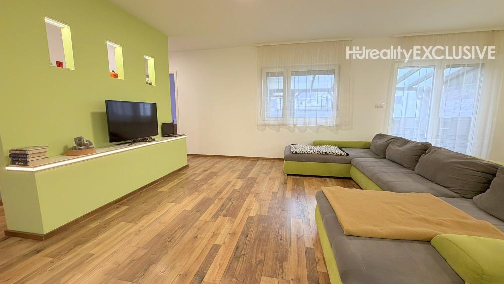 Predaj 5i rodinný dom s hosťovským domom, pozemok 679 m2, Mosonmagyaróvár