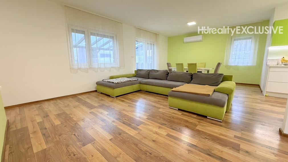 Predaj 5i rodinný dom s hosťovským domom, pozemok 679 m2, Mosonmagyaróvár