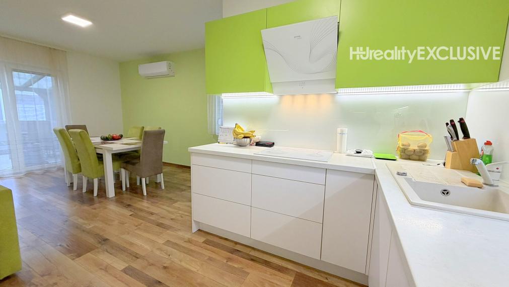 Predaj 5i rodinný dom s hosťovským domom, pozemok 679 m2, Mosonmagyaróvár