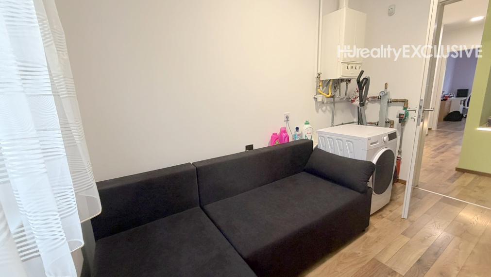 Predaj 5i rodinný dom s hosťovským domom, pozemok 679 m2, Mosonmagyaróvár