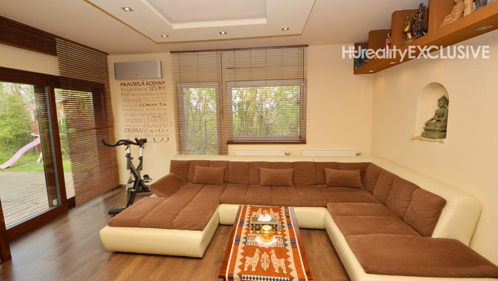 Predaj 5i rodinný dom na slnečnom 1284 m2 pozemku, Bezenye