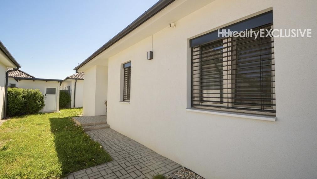 Predaj 4i rodinný dom pri ramene Dunaja, pozemok 394 m2, Rajka