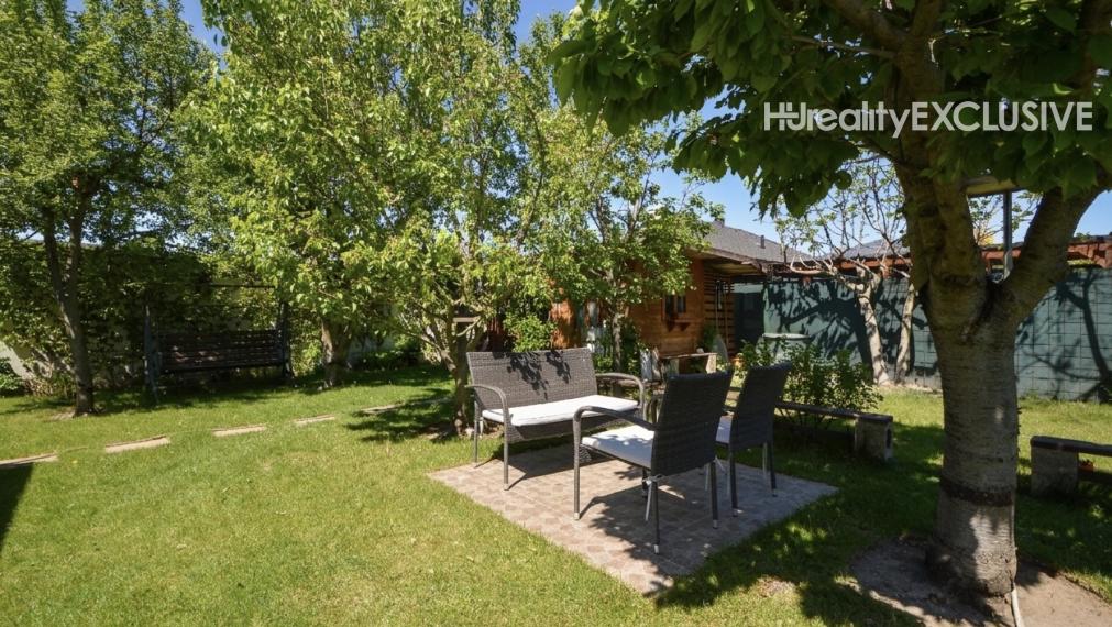 Predaj 3i rodinný dom so zimnou záhradou v obľúbenej časti Rajky, krb, pozemok 540 m2, Rajka