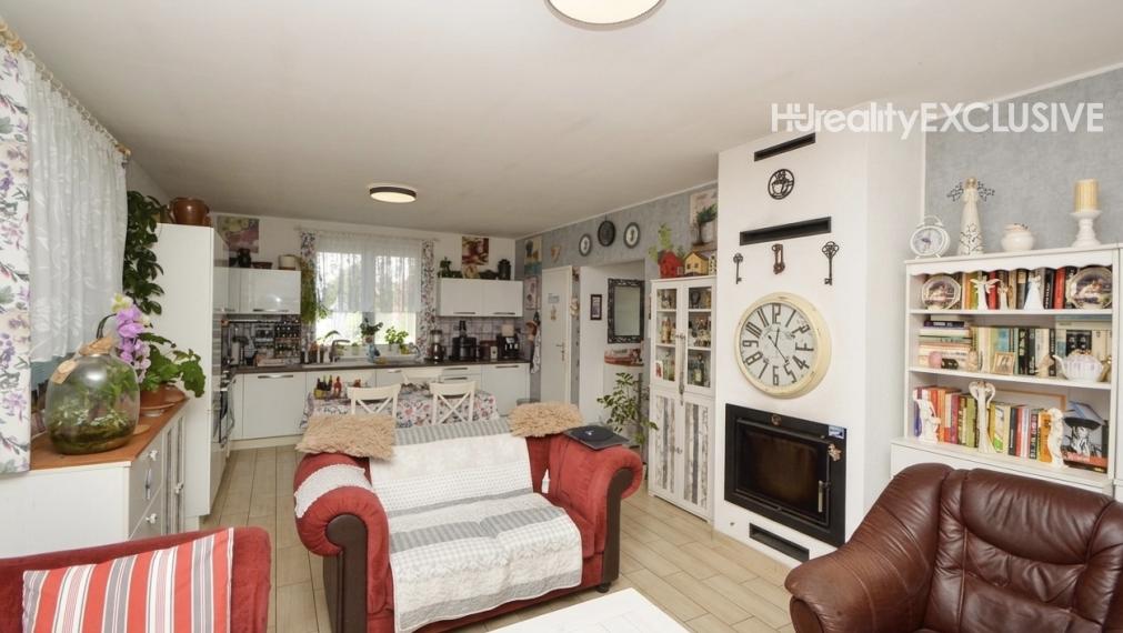 Predaj 3i rodinný dom so zimnou záhradou v obľúbenej časti Rajky, krb, pozemok 540 m2, Rajka