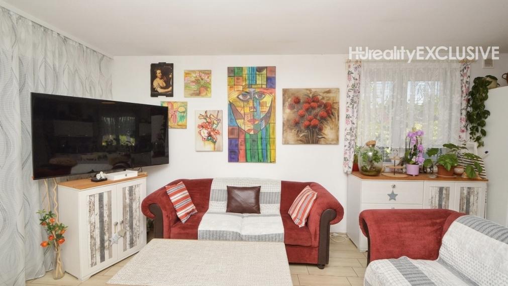 Predaj 3i rodinný dom so zimnou záhradou v obľúbenej časti Rajky, krb, pozemok 540 m2, Rajka