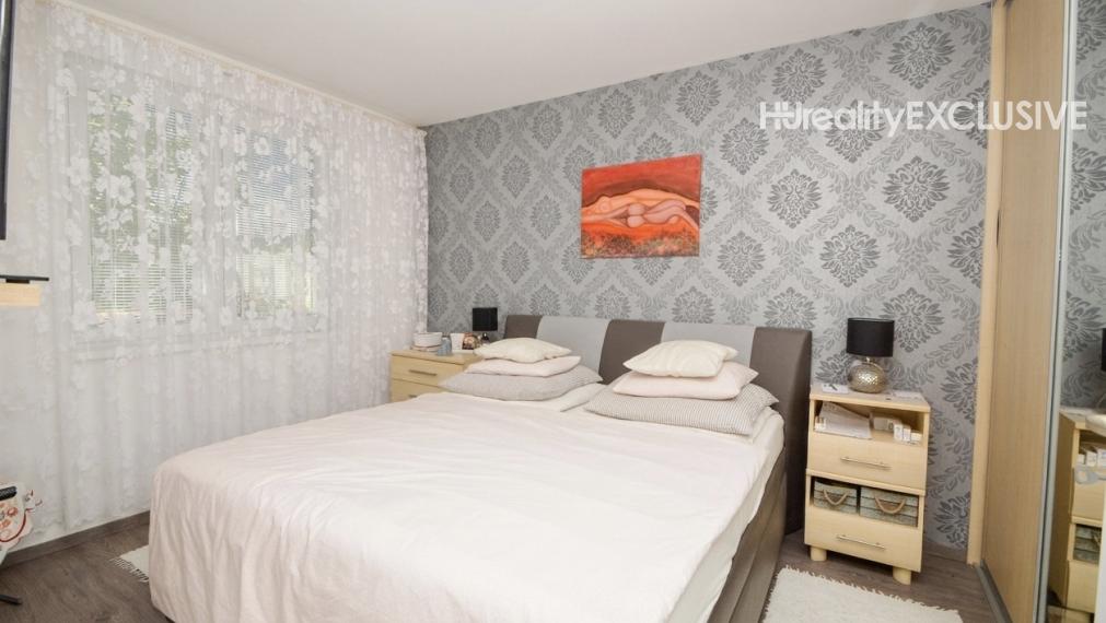 Predaj 3i rodinný dom so zimnou záhradou v obľúbenej časti Rajky, krb, pozemok 540 m2, Rajka