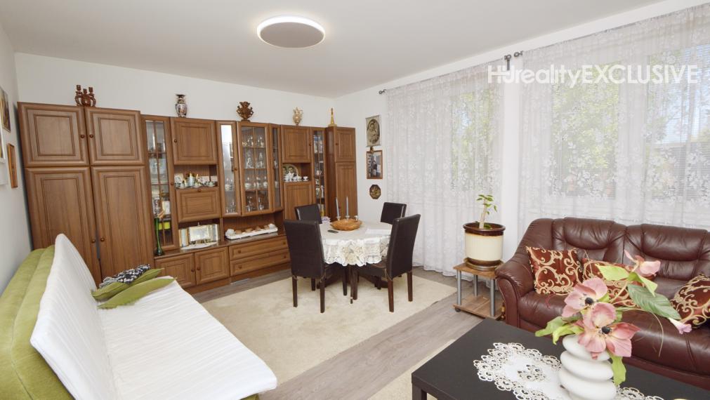 Predaj 3i rodinný dom so zimnou záhradou v obľúbenej časti Rajky, krb, pozemok 540 m2, Rajka