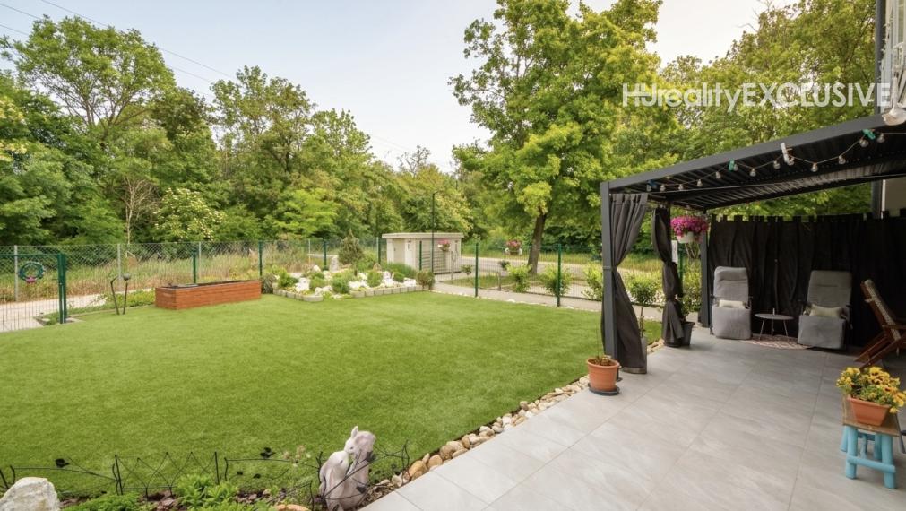 Predaj priestranný 3i byt s predzáhradkou (119 m2), Hegyeshalom