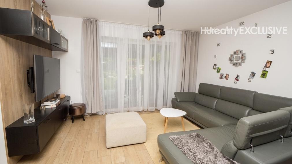 Predaj priestranný 3i byt s predzáhradkou (119 m2), Hegyeshalom