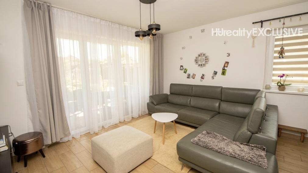Predaj priestranný 3i byt s predzáhradkou (119 m2), Hegyeshalom