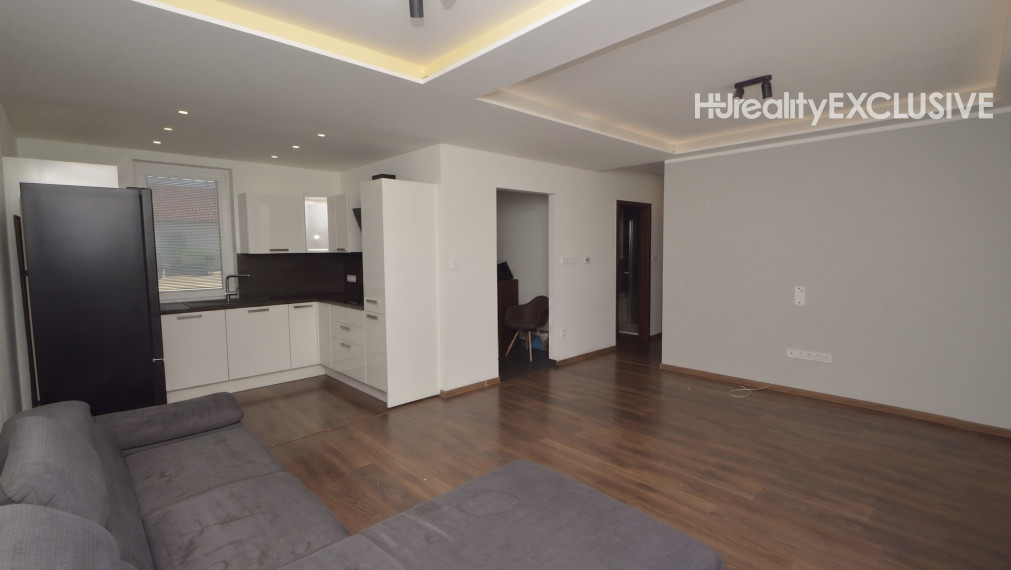 Predaj 4i rodinný dom v radovej zástavbe, pozemok 337 m2, Rajka