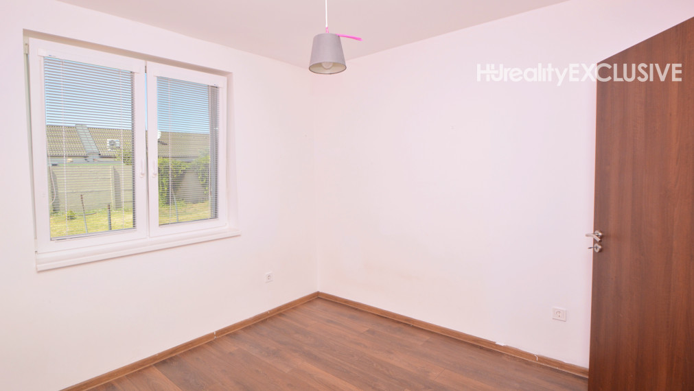 Predaj 4i rodinný dom v radovej zástavbe, pozemok 337 m2, Rajka