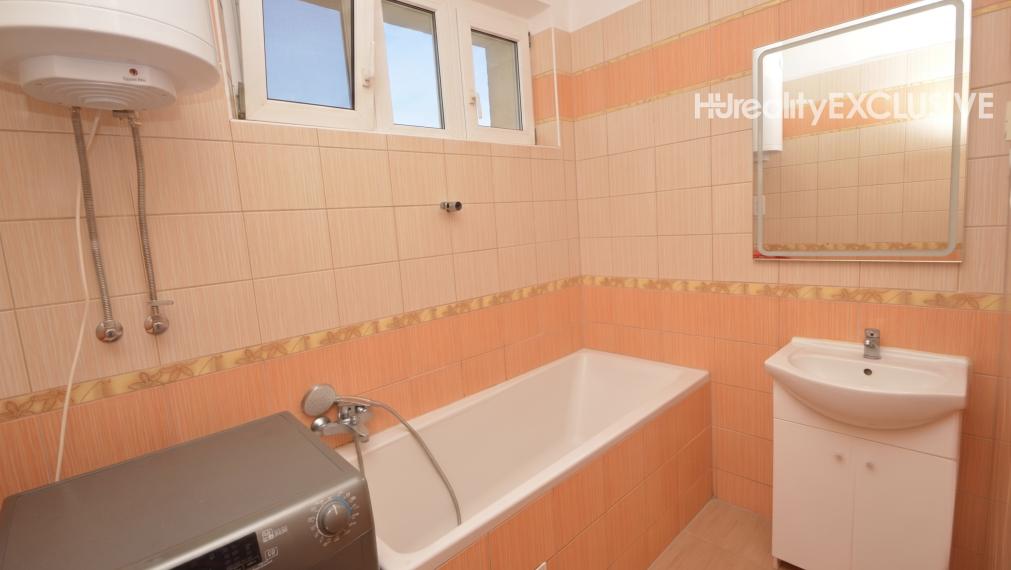 Prenájom 2i byt s balkónom, Rajka