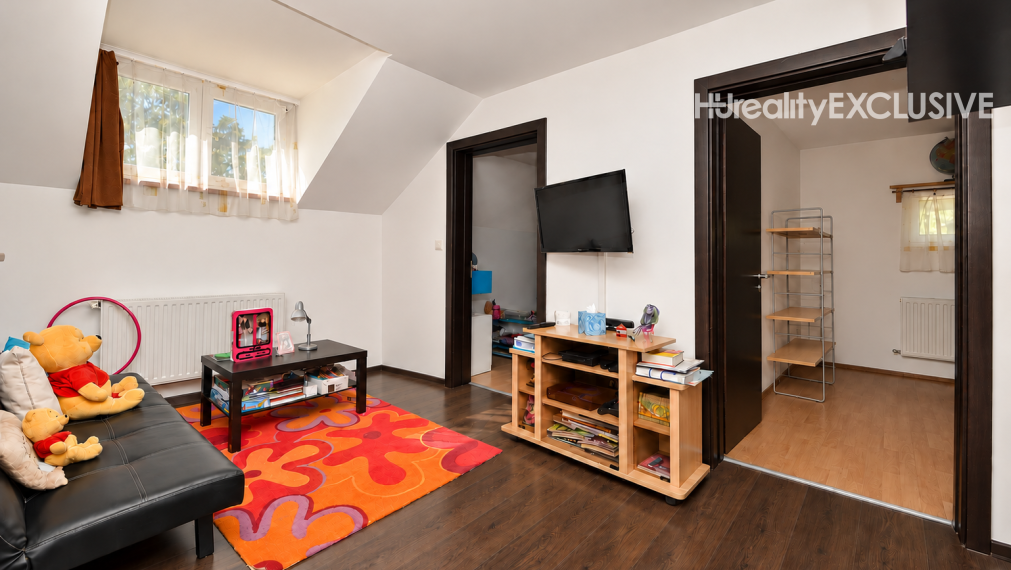 Predaj 4i dom, 52 m2 garáž, 518 m2 pozemok, Mosonmagyaróvár