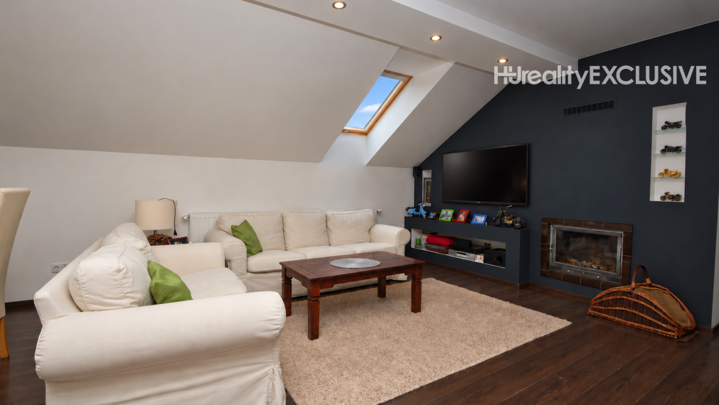 Predaj 4i dom, 52 m2 garáž, 518 m2 pozemok, Mosonmagyaróvár