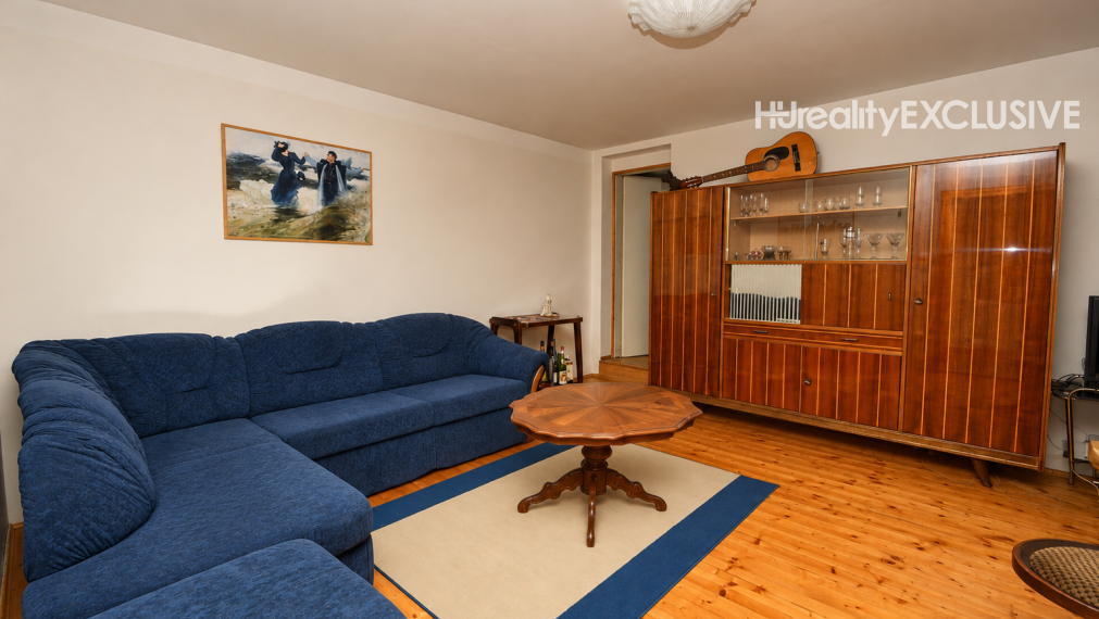 Predaj rodinný dom, sauna, bazén, 1 996 m2 pozemok, Feketeerdő