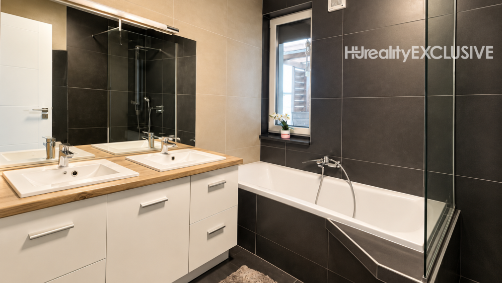 Predaj 4i samostatný rodinný dom, 400 m2 pozemok, Mosonmagyaróvár