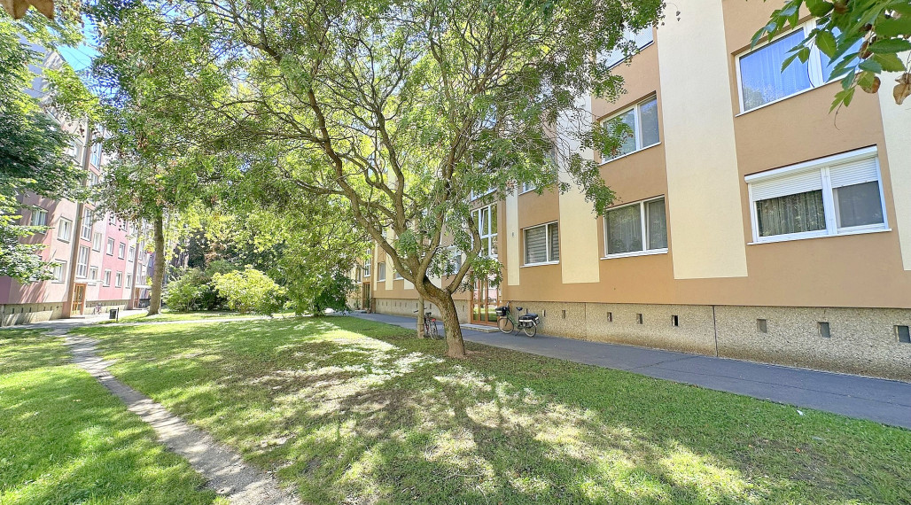 Predaj 3i byt s výhľadom do parku, 64 m2, balkón, Mosonmagyaróvár