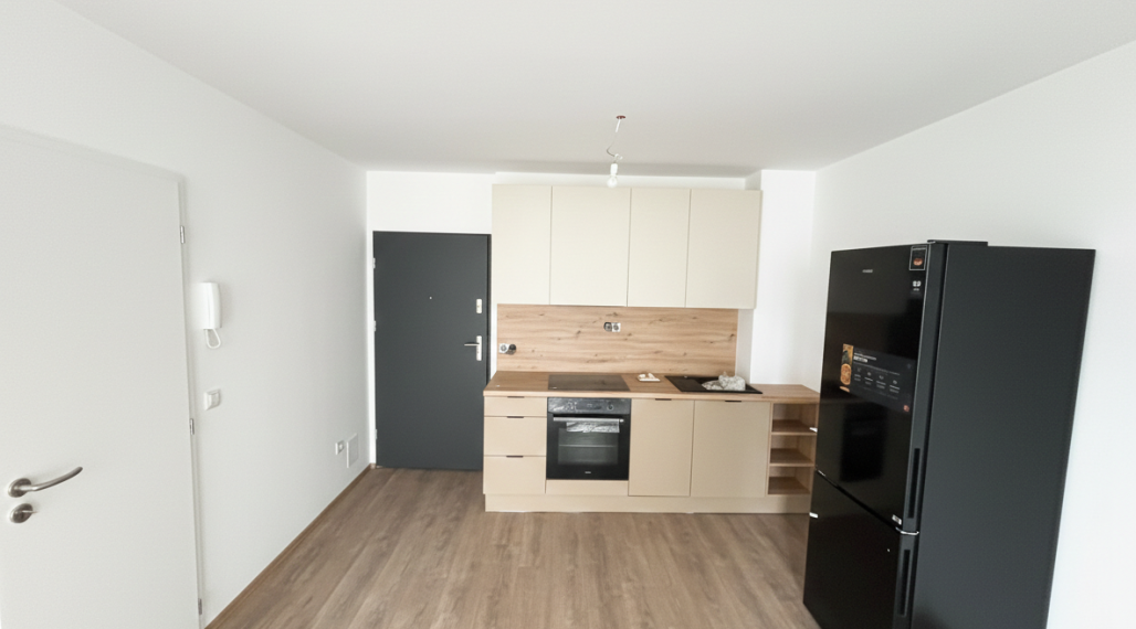 Prenájom, 1,5i byt s balkónom a s parkovacím miestom, Rajka