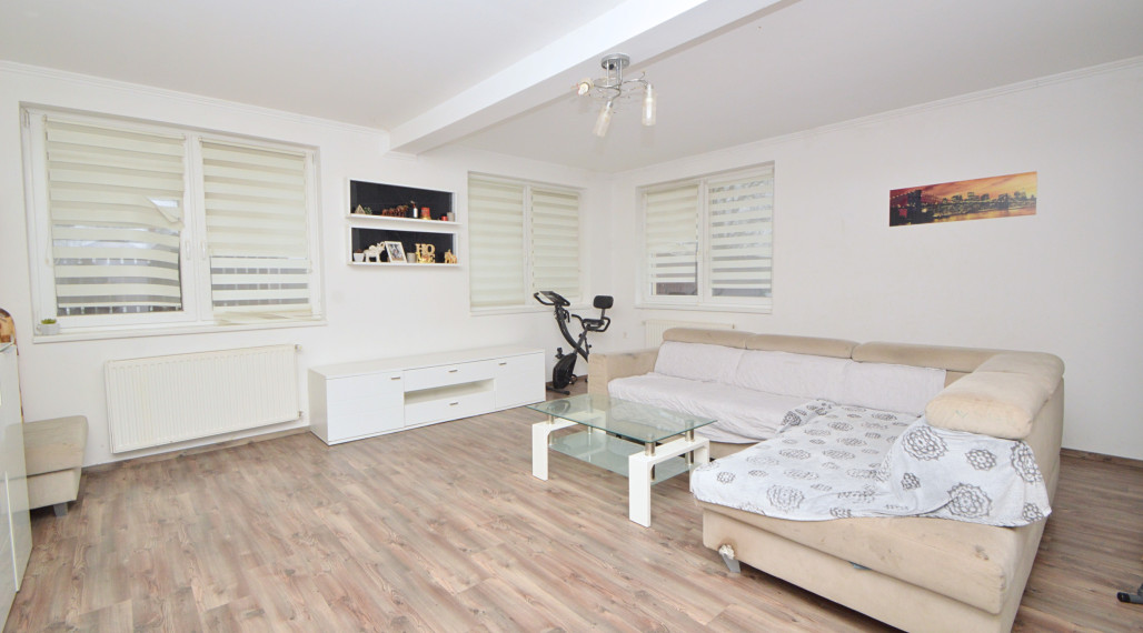 Predaj 5i rodinný dom, Hegyeshalom, 480 m2 pozemok