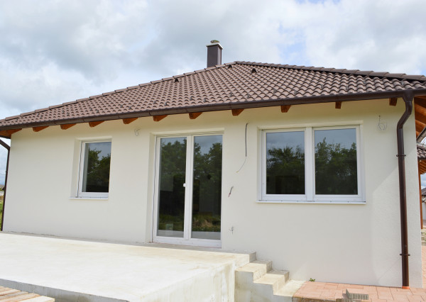 Predaj moderného 4i rodinného domu, pozemok 544 m2, Hegyeshalom