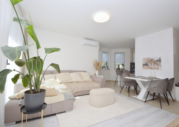 Predaj 4i RD v obľúbenej časti Rajky, pozemok 459 m2, Rajka