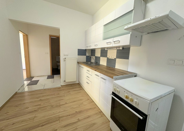 Predaj 2i byt po rekonštrukcii, Mosonmagyaróvár