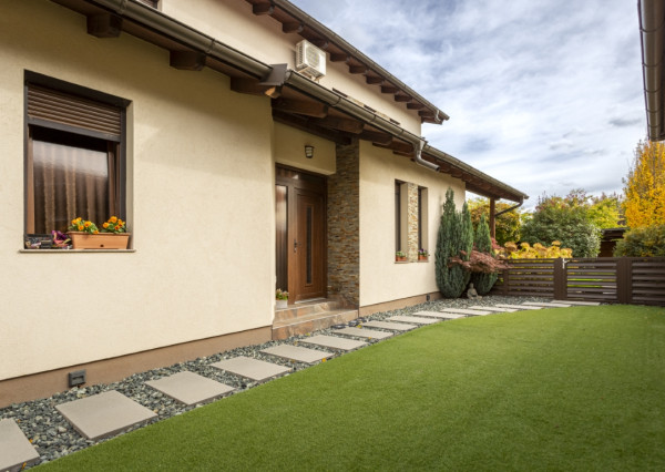 Energeticky úsporný 5i dom so záhradou a garážou, Mosonmagyaróvár