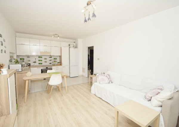 Predaj 3i byt s balkónom v uzatvorenom areáli, Viladomy, Rajka