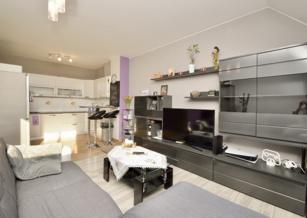 Predaj priestranný 2i byt s krytým parkovacím miestom v novostavbe, Rajka