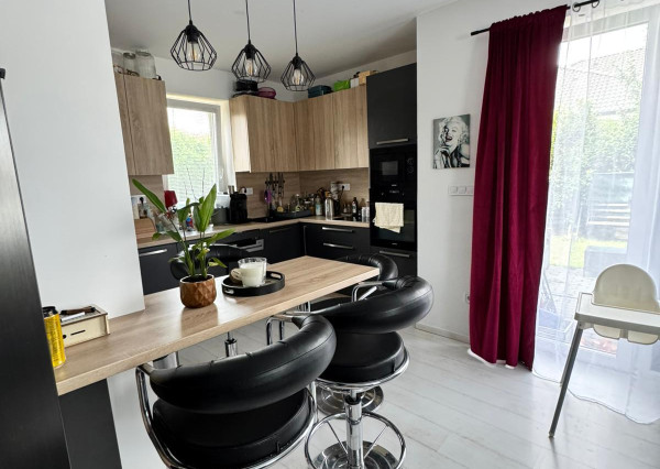 Predaj zariadený 4i RD vo vyhľadávanej časti Rajky, pozemok 380 m2, Rajka