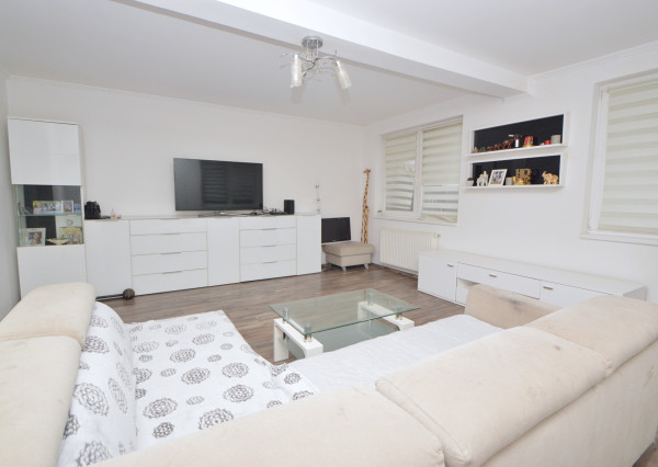 Predaj 5i rodinný dom, Hegyeshalom, 480 m2 pozemok