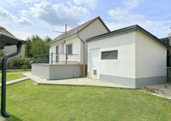 Predaj 5i rodinný dom s hosťovským domom, pozemok 679 m2, Mosonmagyaróvár