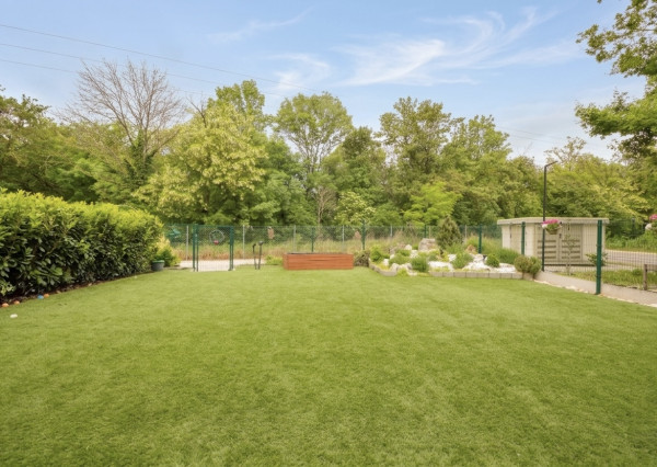 Predaj priestranný 3i byt s predzáhradkou (119 m2), Hegyeshalom