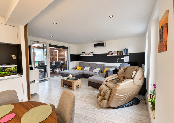 Predaj 4i samostatný rodinný dom, 400 m2 pozemok, Mosonmagyaróvár